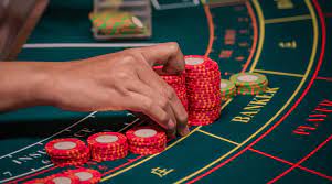 Improve Your Baccarat Play with Strategic Formulas